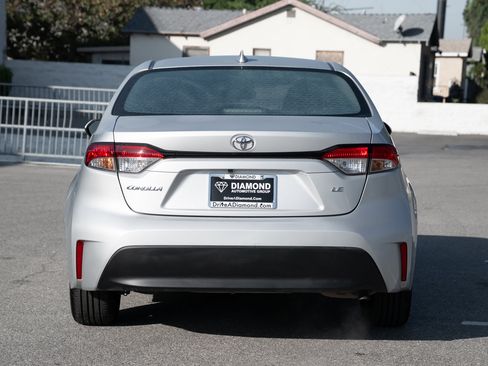 Used 2023 Toyota Corolla LE image 5