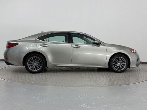 Used 2018 Lexus ES 350 w/ Navigation System Package FWD image 8