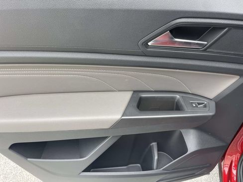 Certified 2023 Volkswagen Atlas SE FWD image 13