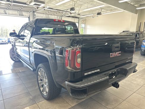 Used 2017 GMC Sierra 1500 Denali w/ Denali Ultimate Package image 14