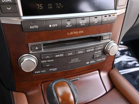 Used 2011 Lexus LS 460 w/ Sport Pkg RWD image 22