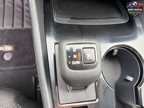 Used 2025 Nissan Rogue SV AWD/4WD image 22