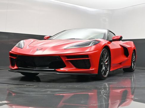 Used 2024 Chevrolet Corvette Stingray Premium Conv w/ Z51 Performance Package RWD image 41