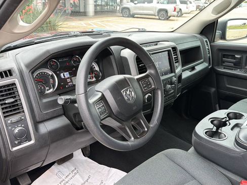 Used 2021 RAM 1500 Tradesman w/ Chrome Plus Package RWD image 12