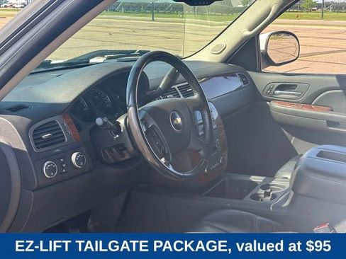 Used 2007 Chevrolet Silverado 1500 LTZ w/ Safety Package AWD/4WD image 9