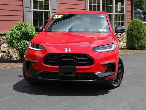 Used 2023 Honda HR-V Sport image 2