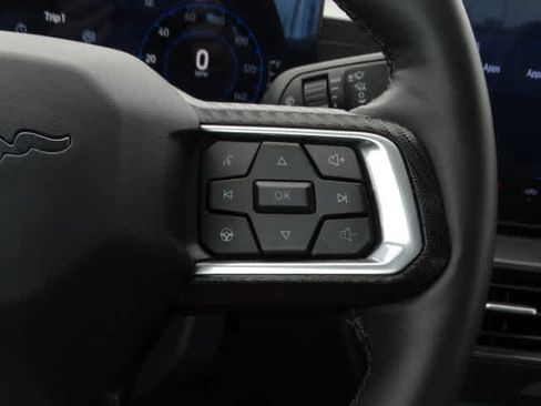 Used 2024 Ford Mustang Coupe image 40