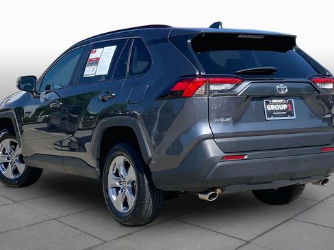 Used 2025 Toyota RAV4 XLE FWD image 12