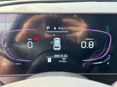Certified 2025 Kia Sportage EX FWD image 30