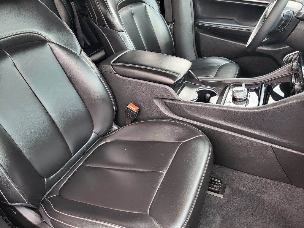 Used 2024 Jeep Grand Cherokee Limited 4xe AWD/4WD image 13