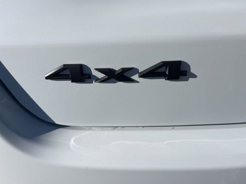 New 2026 Jeep Compass Latitude image 10