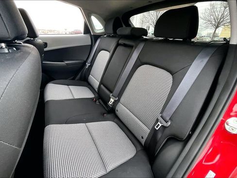 Used 2020 Hyundai Kona SEL w/ Cargo Package image 31