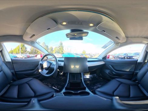 Used 2018 Tesla Model 3 Long Range image 31