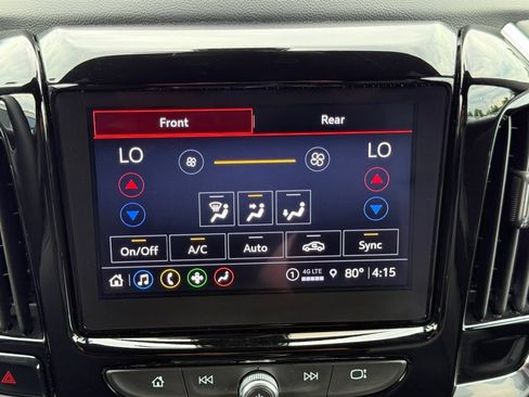 Used 2023 Chevrolet Traverse LT AWD/4WD image 16
