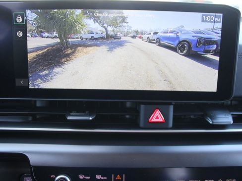 New 2026 Kia Carnival FWD image 55