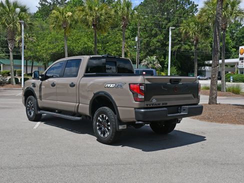 Used 2024 Nissan Titan PRO-4X AWD/4WD image 4