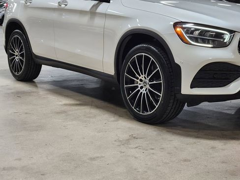 Used 2022 Mercedes-Benz GLC 300 image 16