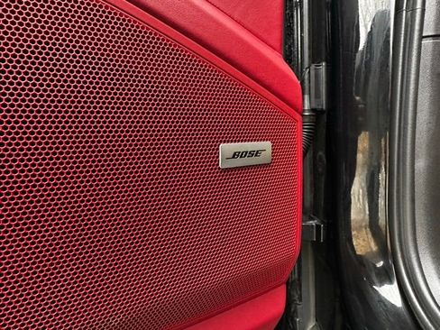 Used 2023 Porsche Cayenne S Platinum image 13