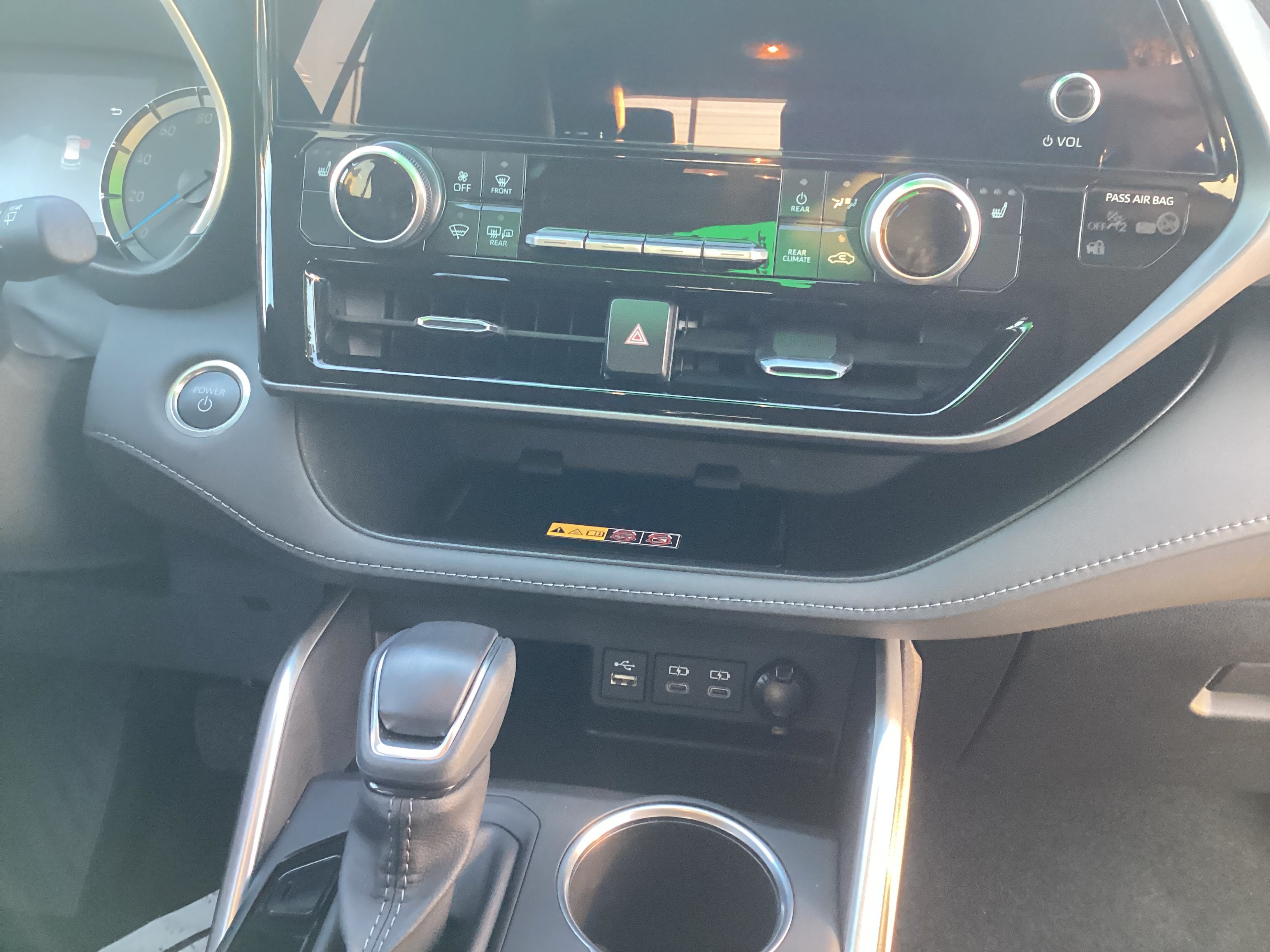 Certified 2026 Toyota Highlander XLE AWD/4WD image 9