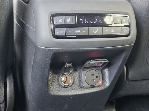 Certified 2025 Hyundai Palisade Calligraphy image 18
