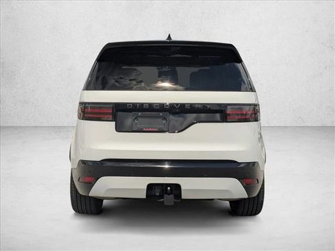 Used 2025 Land Rover Discovery Dynamic SE AWD/4WD image 7