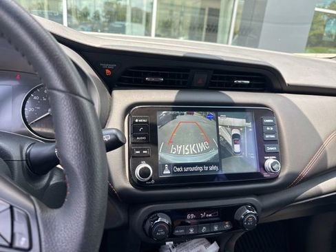Used 2024 Nissan Kicks SR FWD image 4
