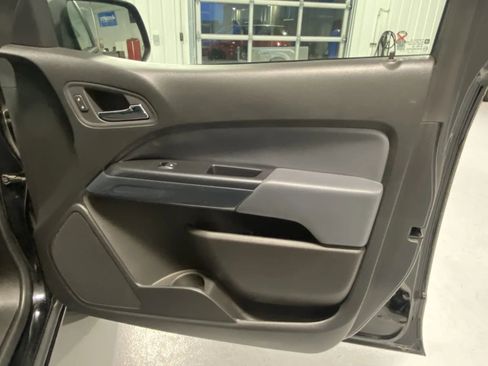 Used 2021 Chevrolet Colorado Z71 w/ Safety Package image 24