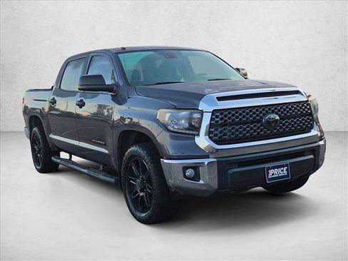 Used 2018 Toyota Tundra SR5 w/ SR5 Upgrade Package RWD image 3