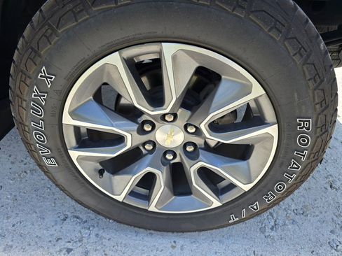 Used 2020 Chevrolet Silverado 1500 LT RWD image 21