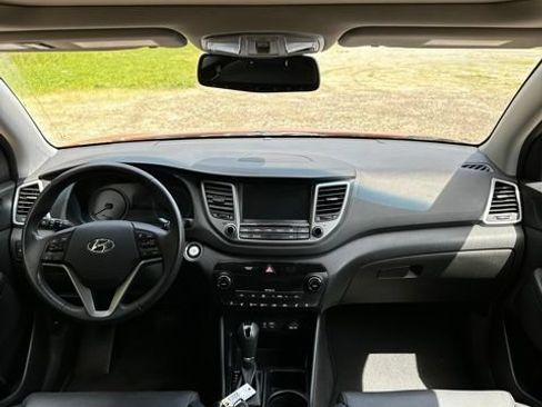 Used 2016 Hyundai Tucson Limited w/ Option Group 03 AWD/4WD image 25