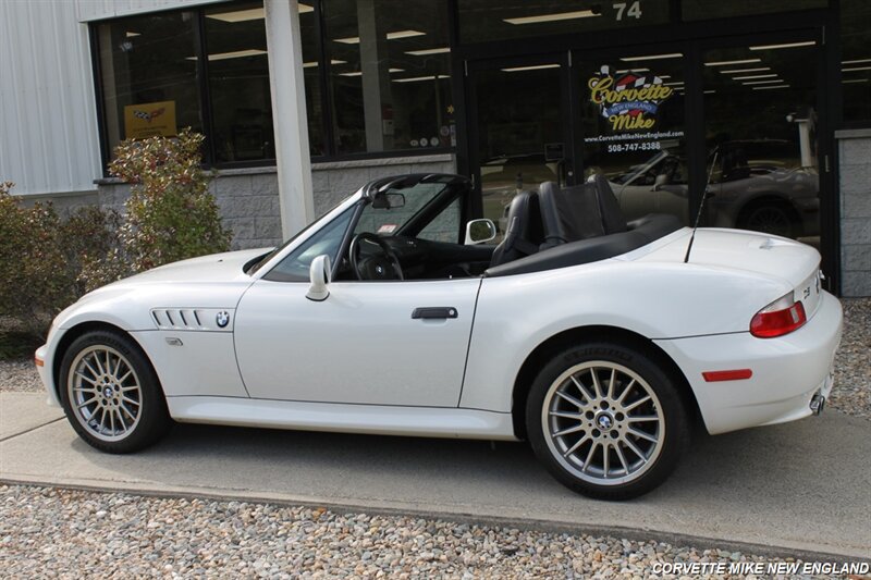 Used 2001 BMW Z3 3.0i RWD image 6