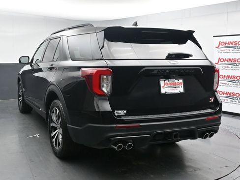 Used 2023 Ford Explorer ST AWD/4WD image 6