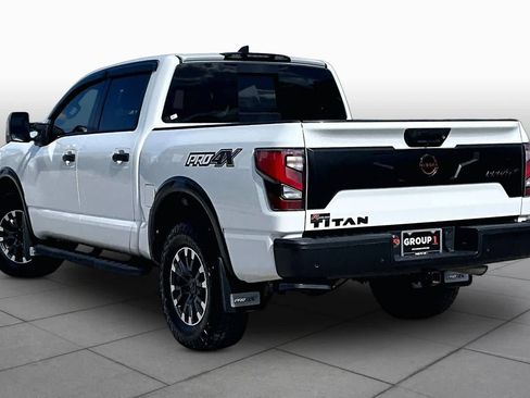 Used 2024 Nissan Titan PRO-4X w/ Pro-4x Convenience Package AWD/4WD image 12