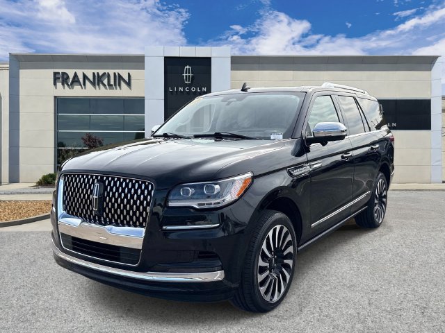 Certified 2024 Lincoln Navigator Black Label AWD/4WD image 3