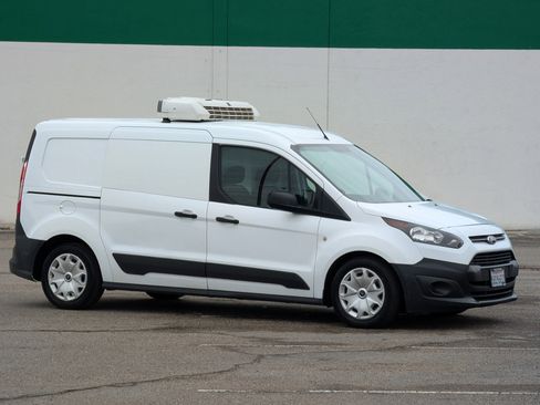 Used 2016 Ford Transit Connect XL image 1