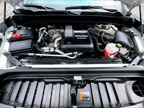 Used 2024 GMC Sierra 1500 AT4 w/ Technology Package image 7