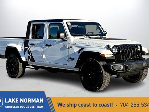 Certified 2022 Jeep Gladiator Sport image 1