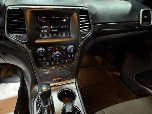 Used 2021 Jeep Grand Cherokee Freedom Edition image 14