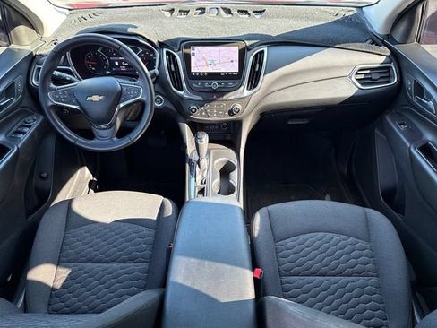 Used 2021 Chevrolet Equinox LT FWD image 12