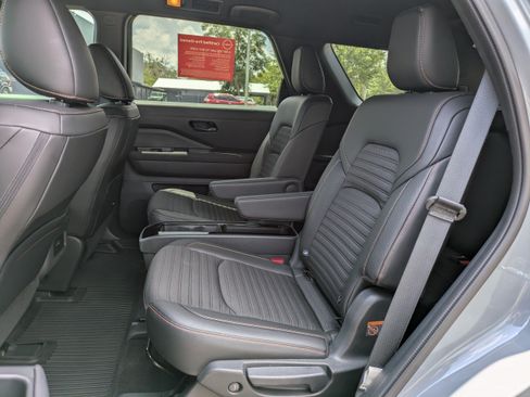Certified 2024 Nissan Pathfinder Rock Creek AWD/4WD image 14