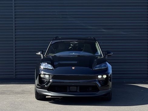 New 2025 Porsche Macan 4 Electric image 10
