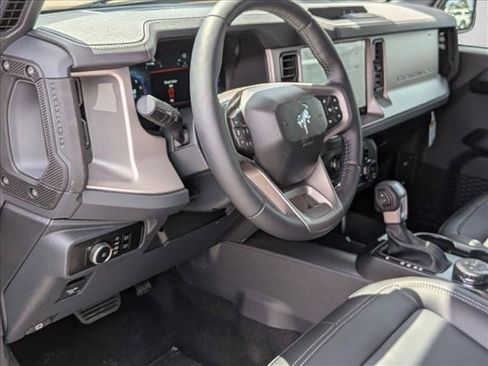 New 2026 Ford Bronco Outer Banks AWD/4WD image 3