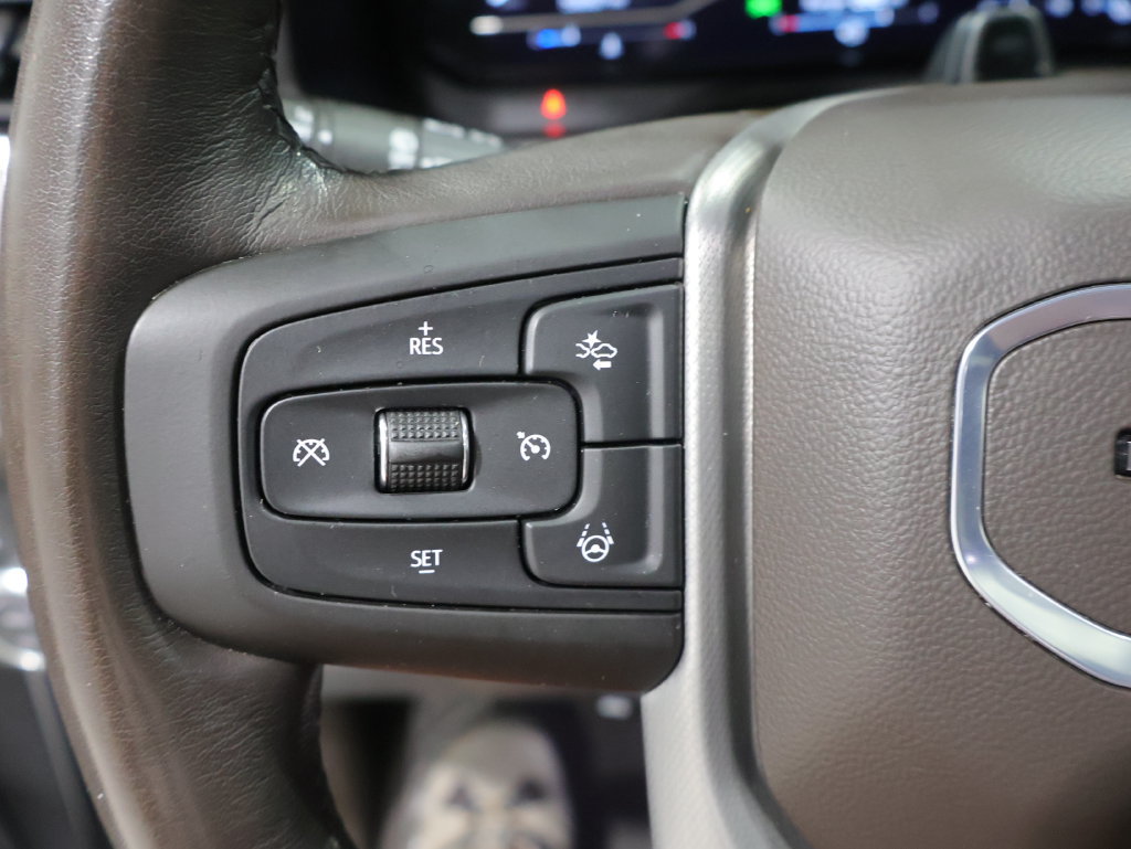 Used 2024 GMC Yukon Denali w/ Denali Reserve Package AWD/4WD image 34