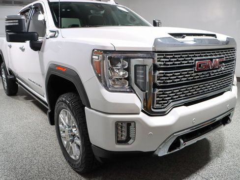 Used 2021 GMC Sierra 2500 Denali w/ Denali Ultimate Package AWD/4WD image 5