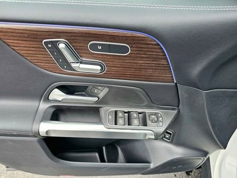 New 2026 Mercedes-Benz GLB 250 4MATIC image 20