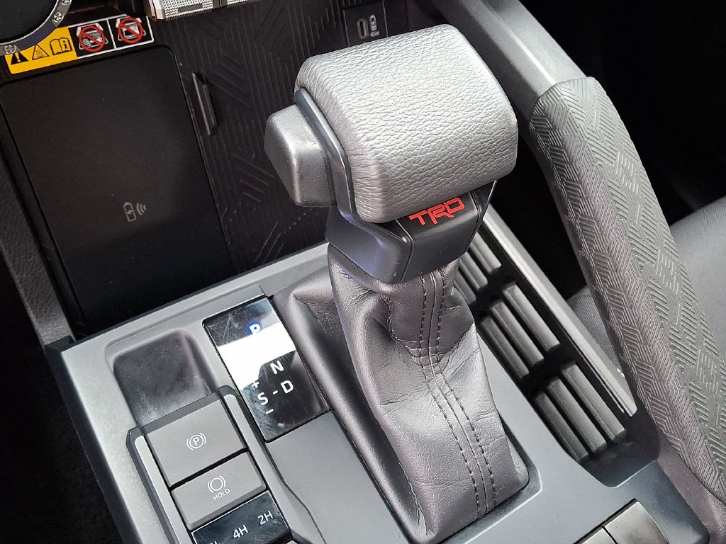 Used 2024 Toyota Tacoma TRD Sport w/ TRD Sport Upgrade Package AWD/4WD image 16