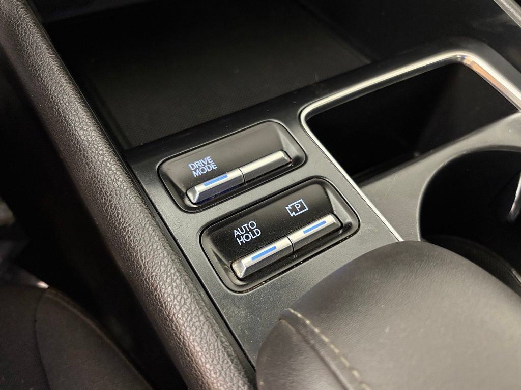 Used 2025 Hyundai Sonata SEL FWD image 34