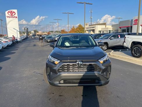 New 2025 Toyota RAV4 LE image 8