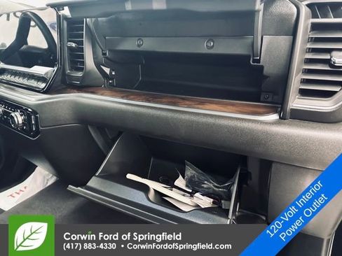 Used 2024 GMC Sierra 1500 SLT image 10