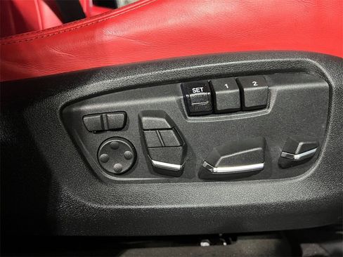 Used 2016 BMW X6 M Base image 16